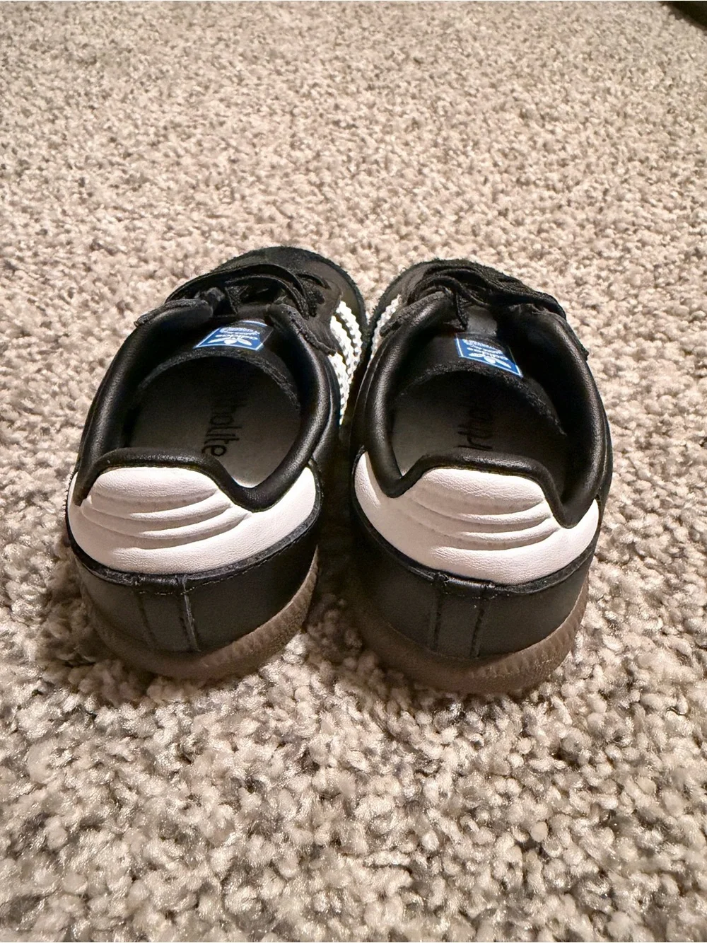 adidas classic sneakers